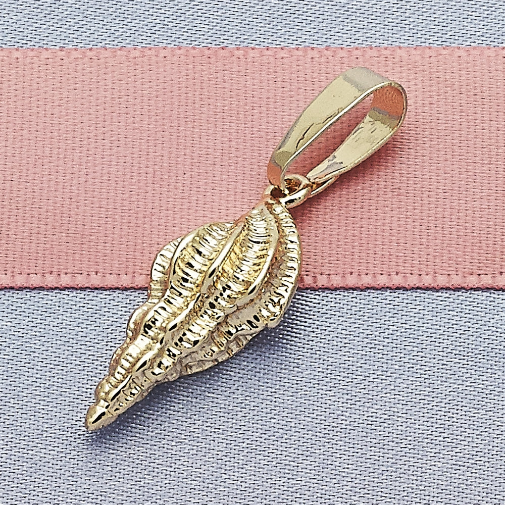 Oro Laminado Fancy Pendant, Gold Filled Style Diamond Cutting Finish, Golden Finish