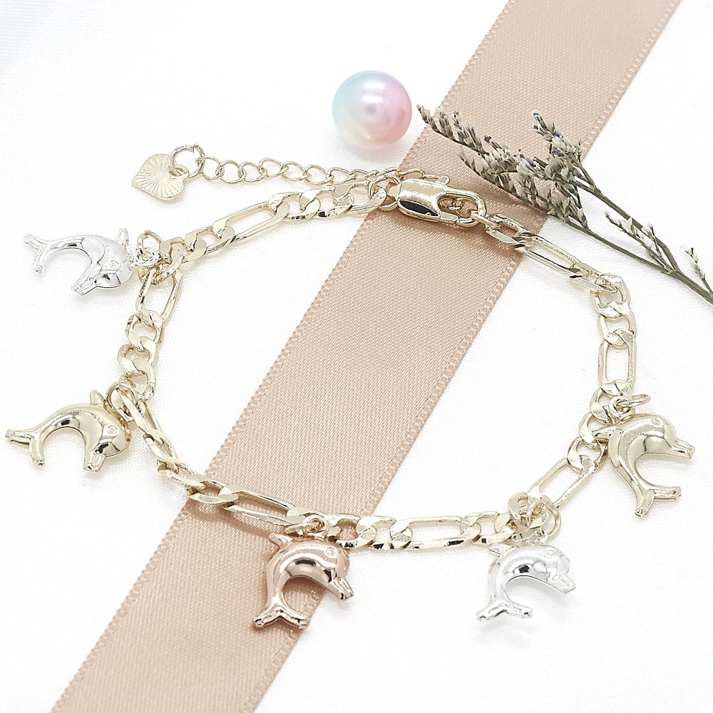 Oro Laminado Charm Bracelet, Gold Filled Style Dolphin Design, Polished, Tricolor
