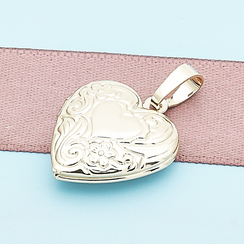 Oro Laminado Locket Pendant, Gold Filled Style Heart and Flower Design, Polished, Golden Finish