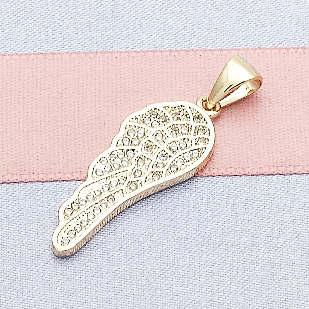 Oro Laminado Fancy Pendant, Gold Filled Style Wings Design, with White Micro Pave, Polished, Golden Finish