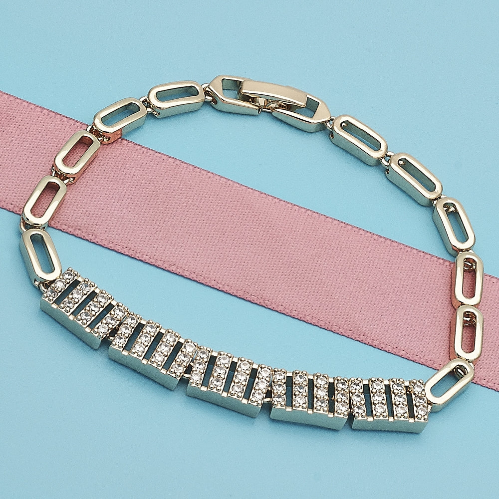 Oro Laminado Fancy Bracelet, Gold Filled Style with White Micro Pave, Polished, Golden Finish