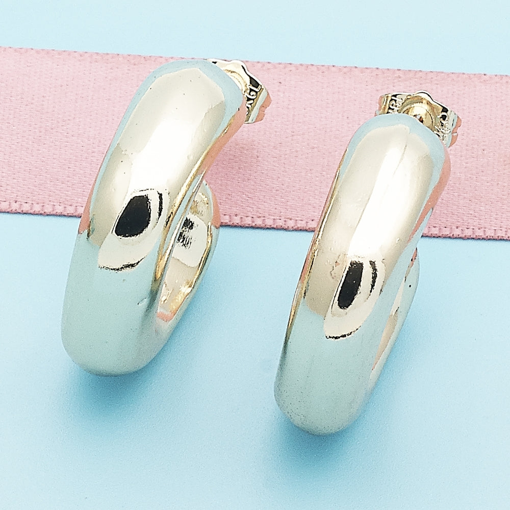 Oro Laminado Stud Earring, Gold Filled Style Hollow Design, Polished, Golden Finish