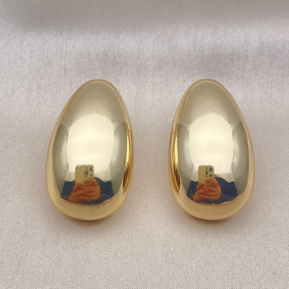 Oro Laminado Stud Earring, Gold Filled Style Teardrop Design, Polished, Golden Finish