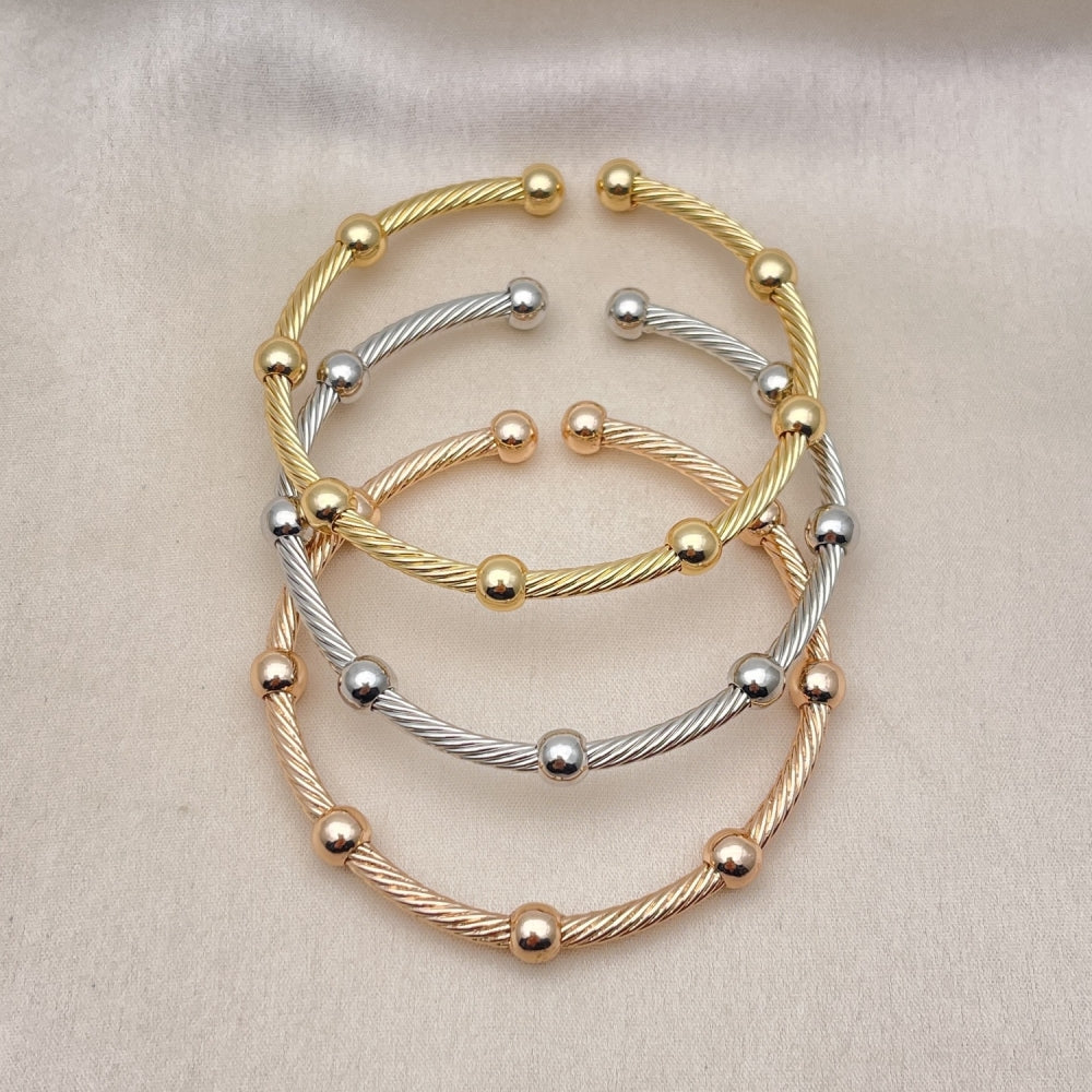 Oro Laminado Trio Bangle, Gold Filled Style Twist and Ball Design, Polished, Tricolor