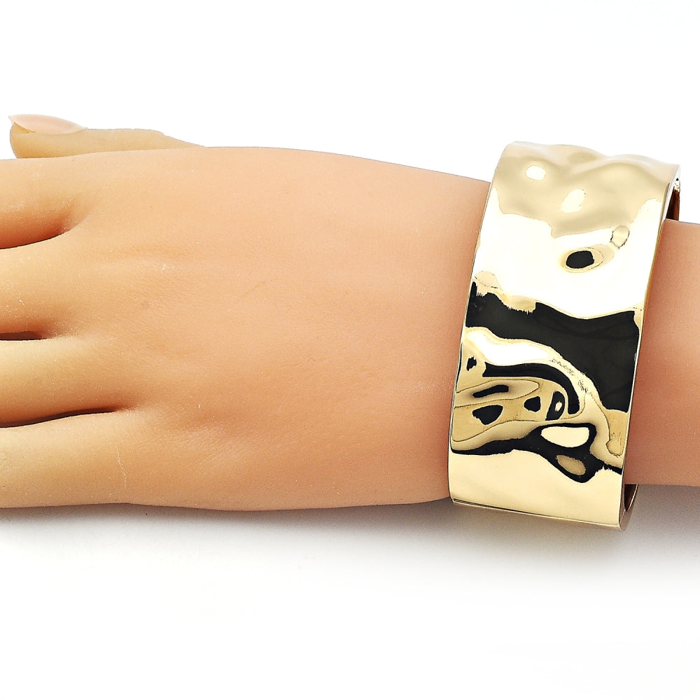 Oro Laminado Individual Bangle, Gold Filled Style Polished, Golden Finish