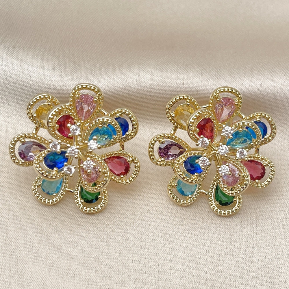 Oro Laminado Stud Earring, Gold Filled Style Flower and Teardrop Design, with Multicolor and White Cubic Zirconia, Diamond Cutting Finish, Golden Finish
