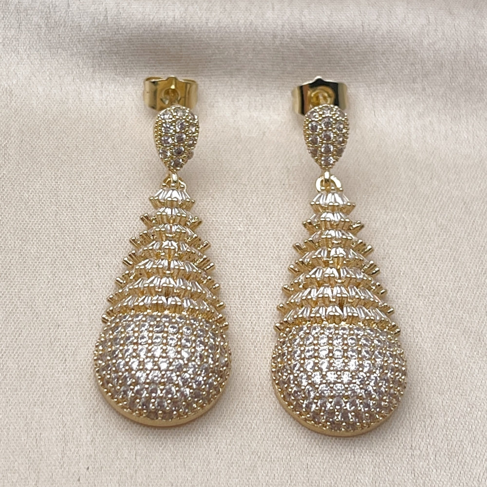 Oro Laminado Dangle Earring, Gold Filled Style Teardrop and Baguette Design, with White Cubic Zirconia, Polished, Golden Finish