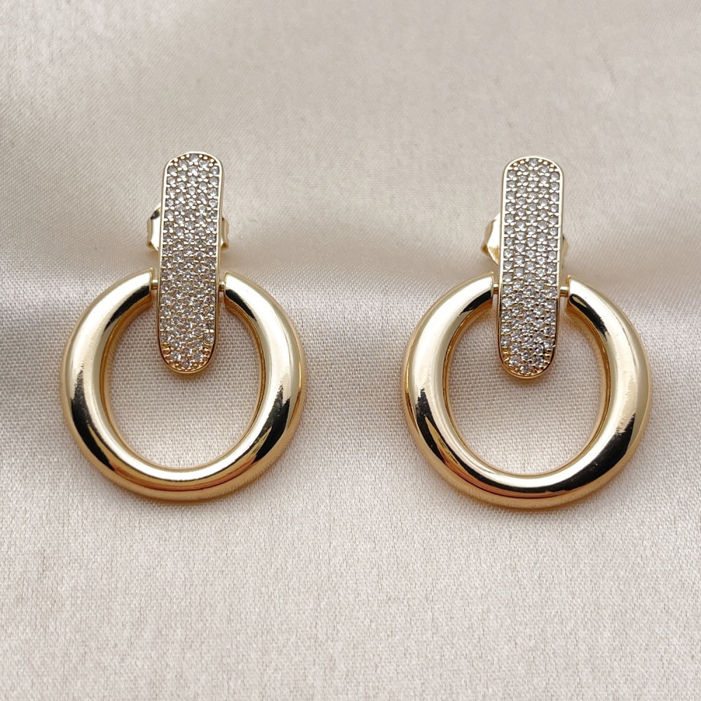 Oro Laminado Stud Earring, Gold Filled Style with White Micro Pave, Polished, Golden Finish