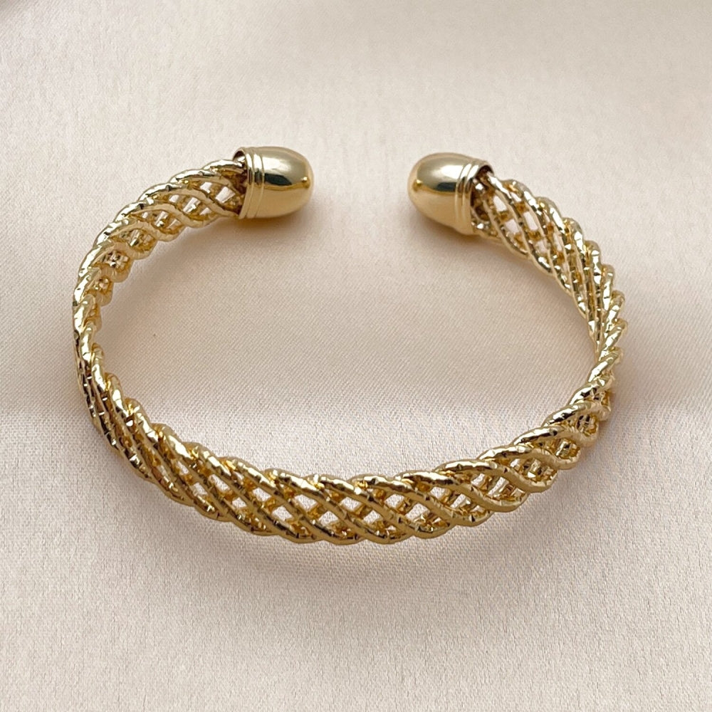 Oro Laminado Individual Bangle, Gold Filled Style Polished, Golden Finish