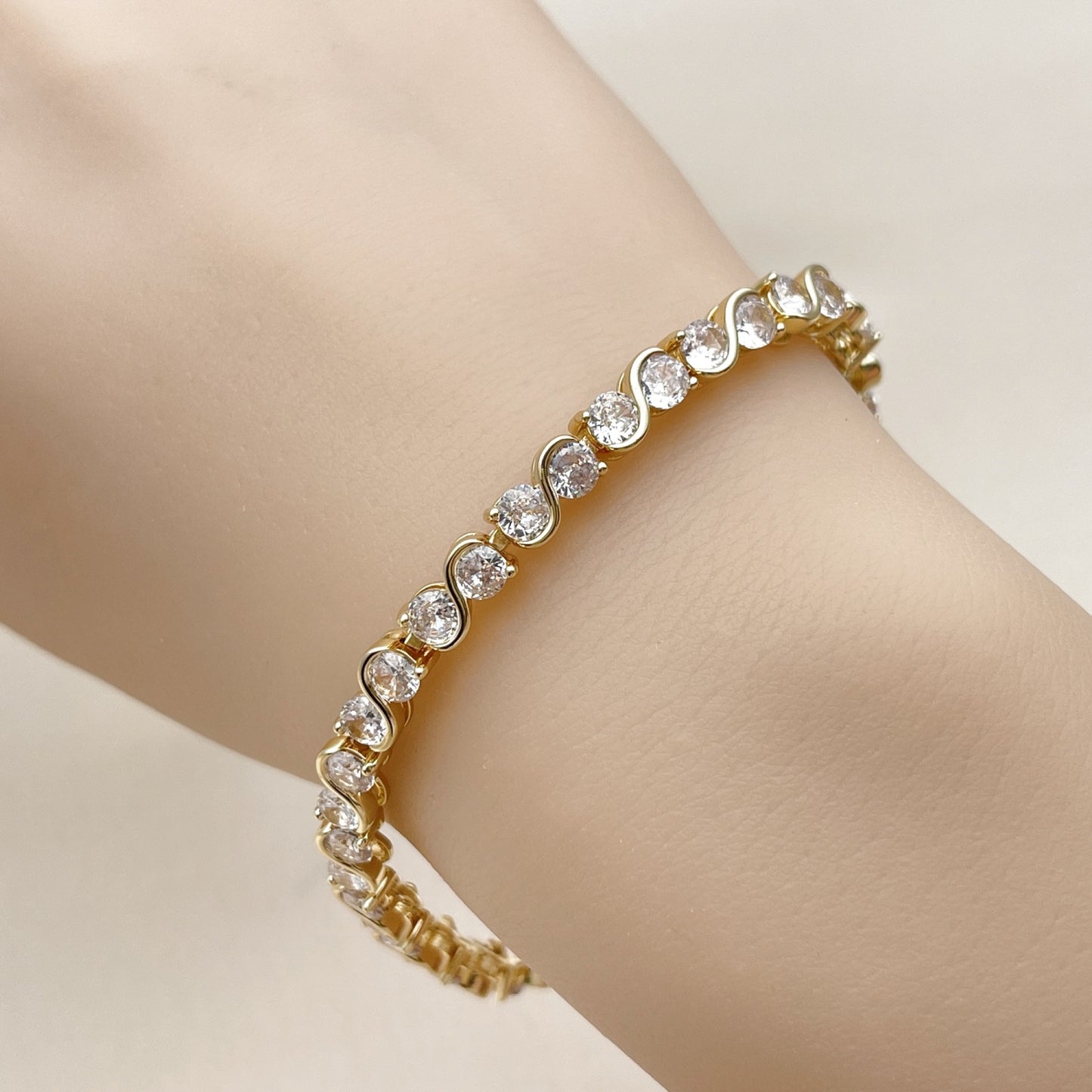 Oro Laminado Tennis Bracelet, Gold Filled Style with White Cubic Zirconia, Polished, Golden Finish