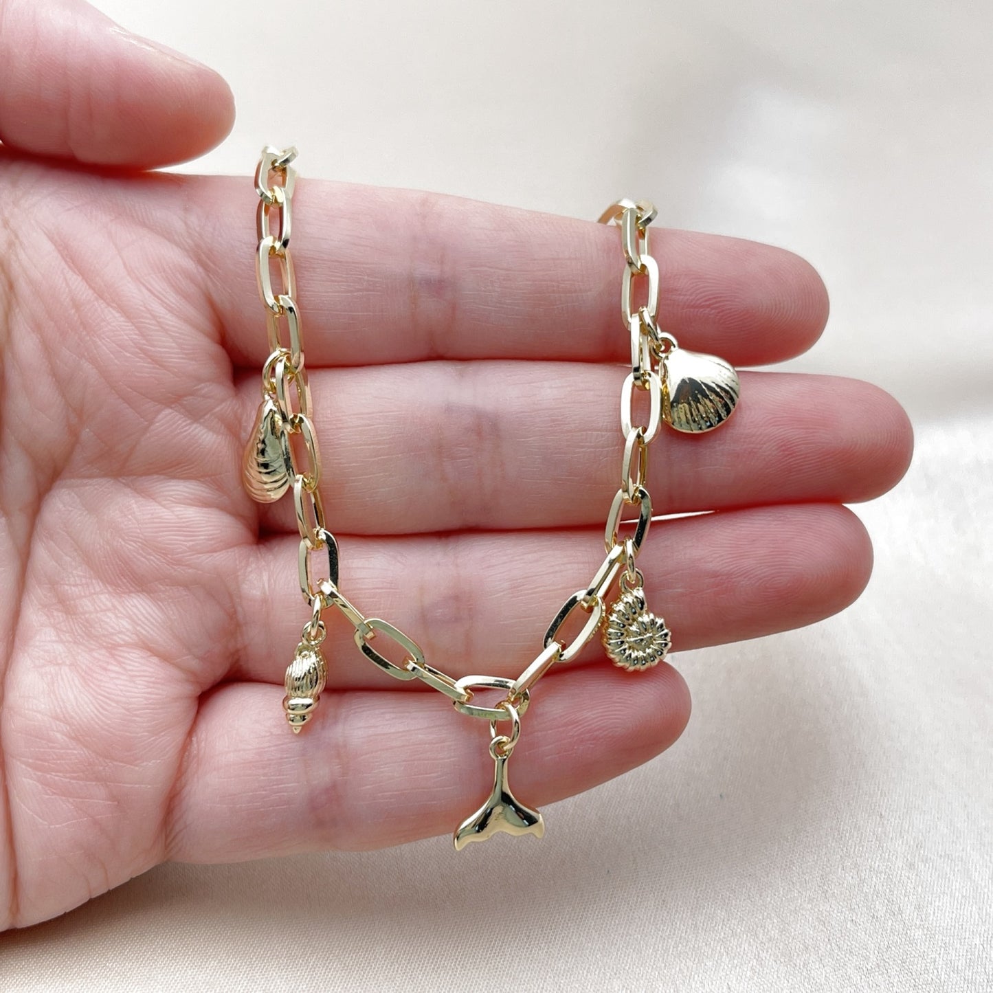 Oro Laminado Fancy Necklace, Gold Filled Style Shell Design, Polished, Golden