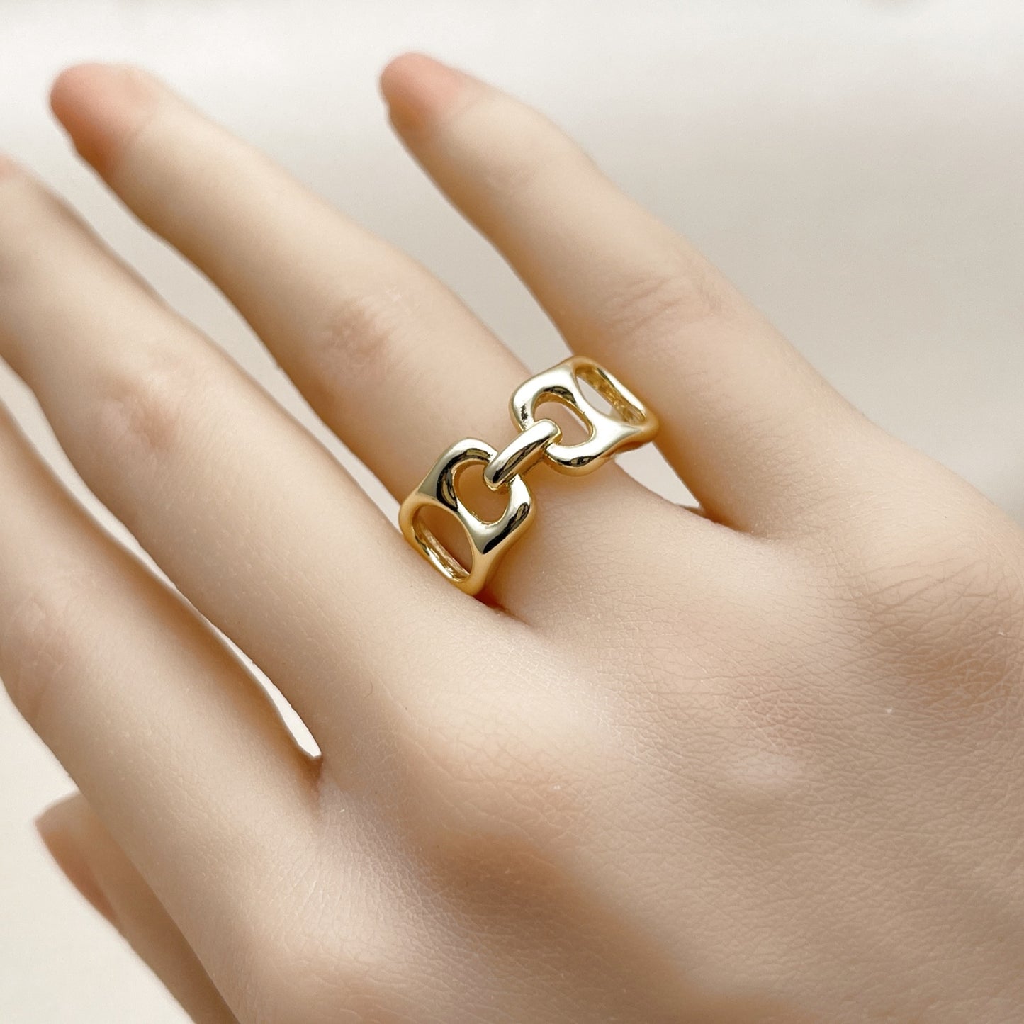 Oro Laminado Elegant Ring, Gold Filled Style Puff Mariner Design, Polished, Golden