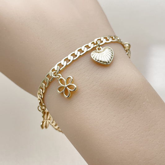 Oro Laminado Charm Bracelet, Gold Filled Style Heart and Butterfly Design, Polished, Golden
