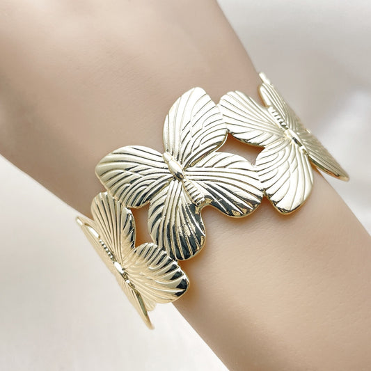 Oro Laminado Individual Bangle, Gold Filled Style Butterfly Design, Polished, Golden