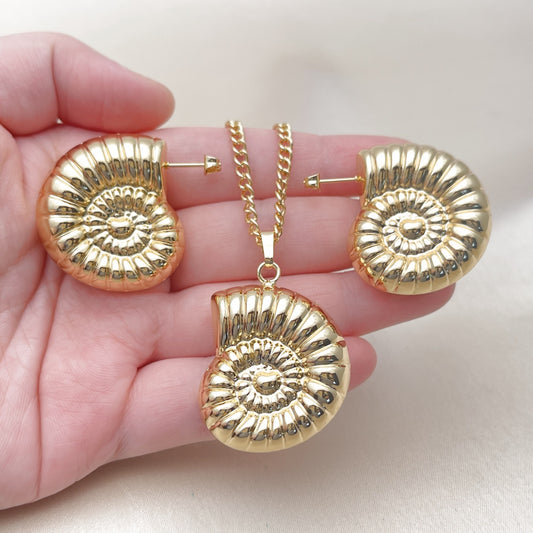Oro Laminado Earring and Pendant Adult Set, Gold Filled Style Snail and Hollow Design, Polished, Golden
