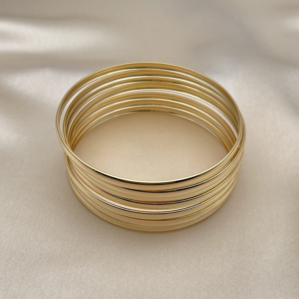 Oro Laminado Semanario Bangle, Gold Filled Style Polished, Golden Finish