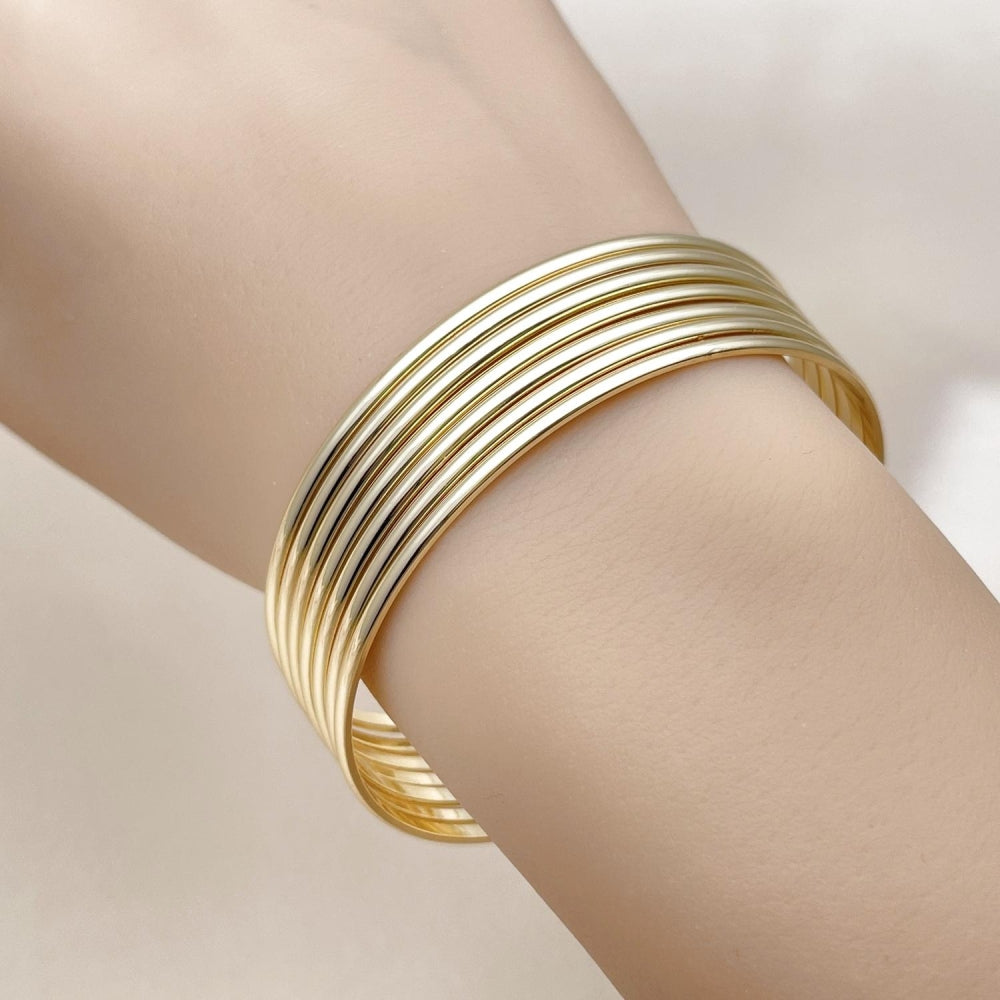 Oro Laminado Semanario Bangle, Gold Filled Style Polished, Golden Finish