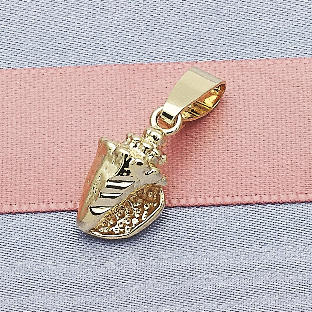 Oro Laminado Fancy Pendant, Gold Filled Style Diamond Cutting Finish, Golden Finish