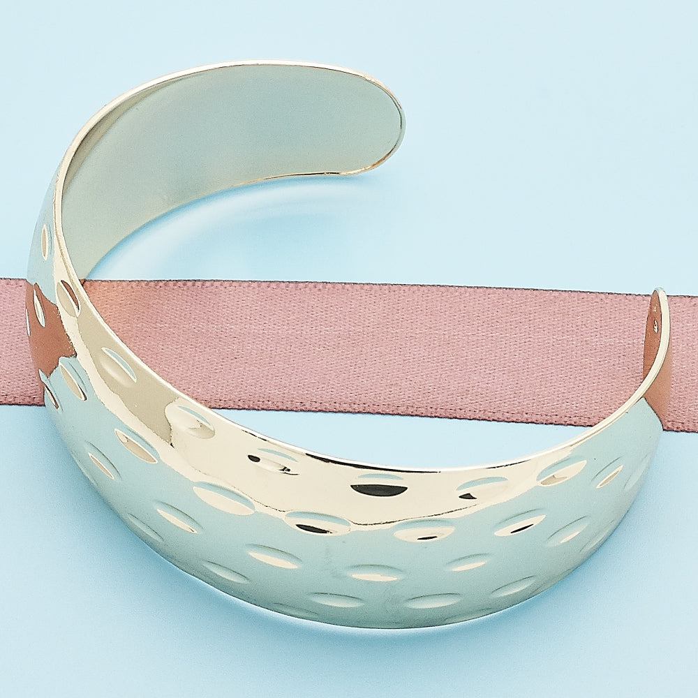 Oro Laminado Individual Bangle, Gold Filled Style Diamond Cutting Finish, Golden Finish