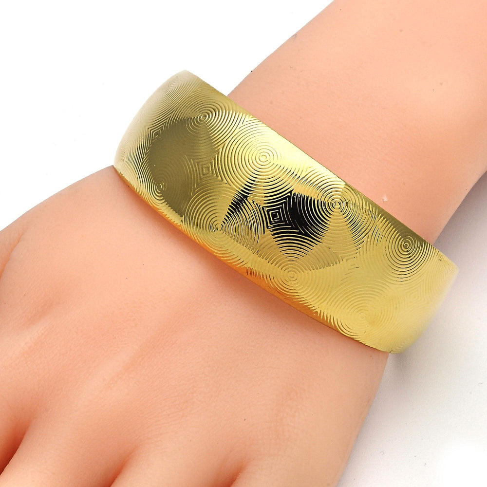 Oro Laminado Individual Bangle, Gold Filled Style Polished, Golden Finish