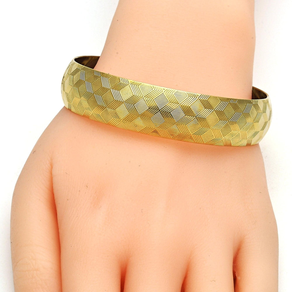 Oro Laminado Individual Bangle, Gold Filled Style Diamond Cutting Finish, Golden Finish