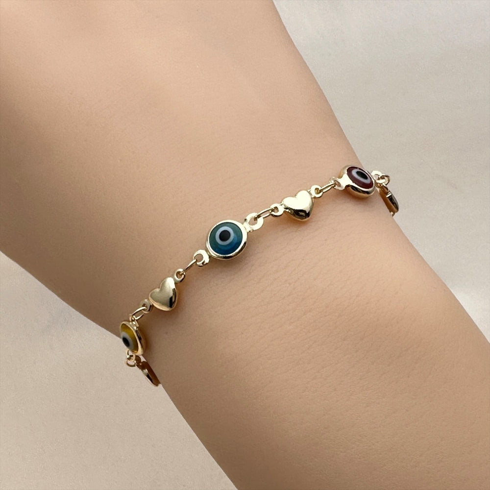 Oro Laminado Fancy Bracelet, Gold Filled Style Evil Eye and Heart Design, Multicolor Resin Finish, Golden Finish