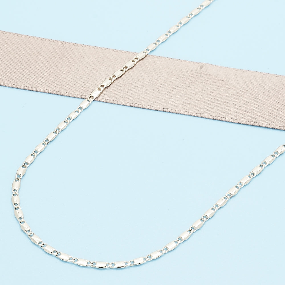 Oro Laminado Basic Necklace, Gold Filled Style Polished, Golden Finish