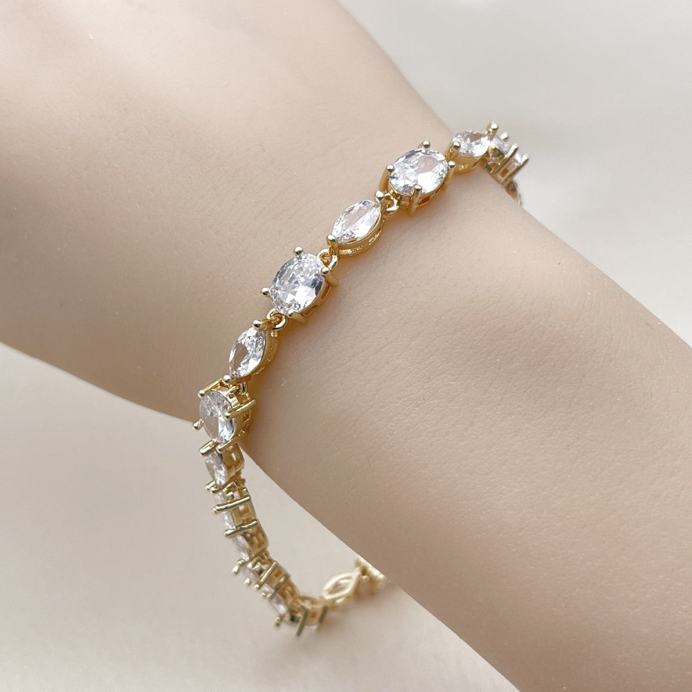 Oro Laminado Tennis Bracelet, Gold Filled Style with White Cubic Zirconia, Polished, Golden Finish