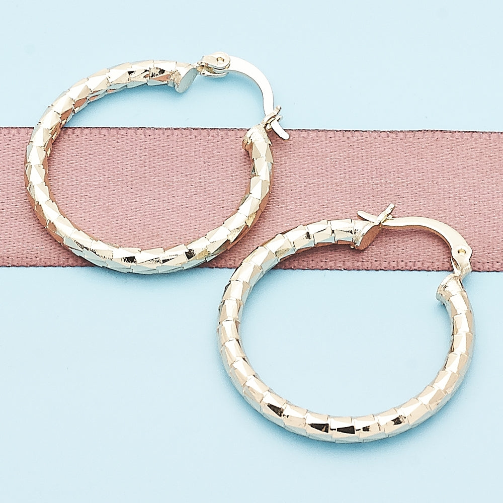 Oro Laminado Medium Hoop, Gold Filled Style Hollow Design, Diamond Cutting Finish, Golden Finish