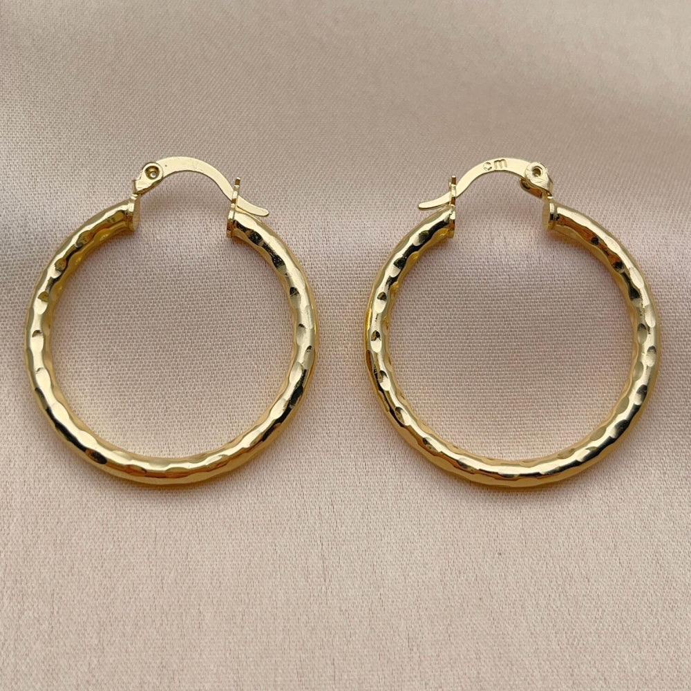 Oro Laminado Medium Hoop, Gold Filled Style Diamond Cutting Finish, Golden Finish