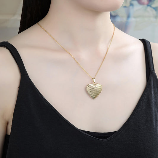 Oro Laminado Locket Pendant, Gold Filled Style Heart Design, Polished, Golden Finish