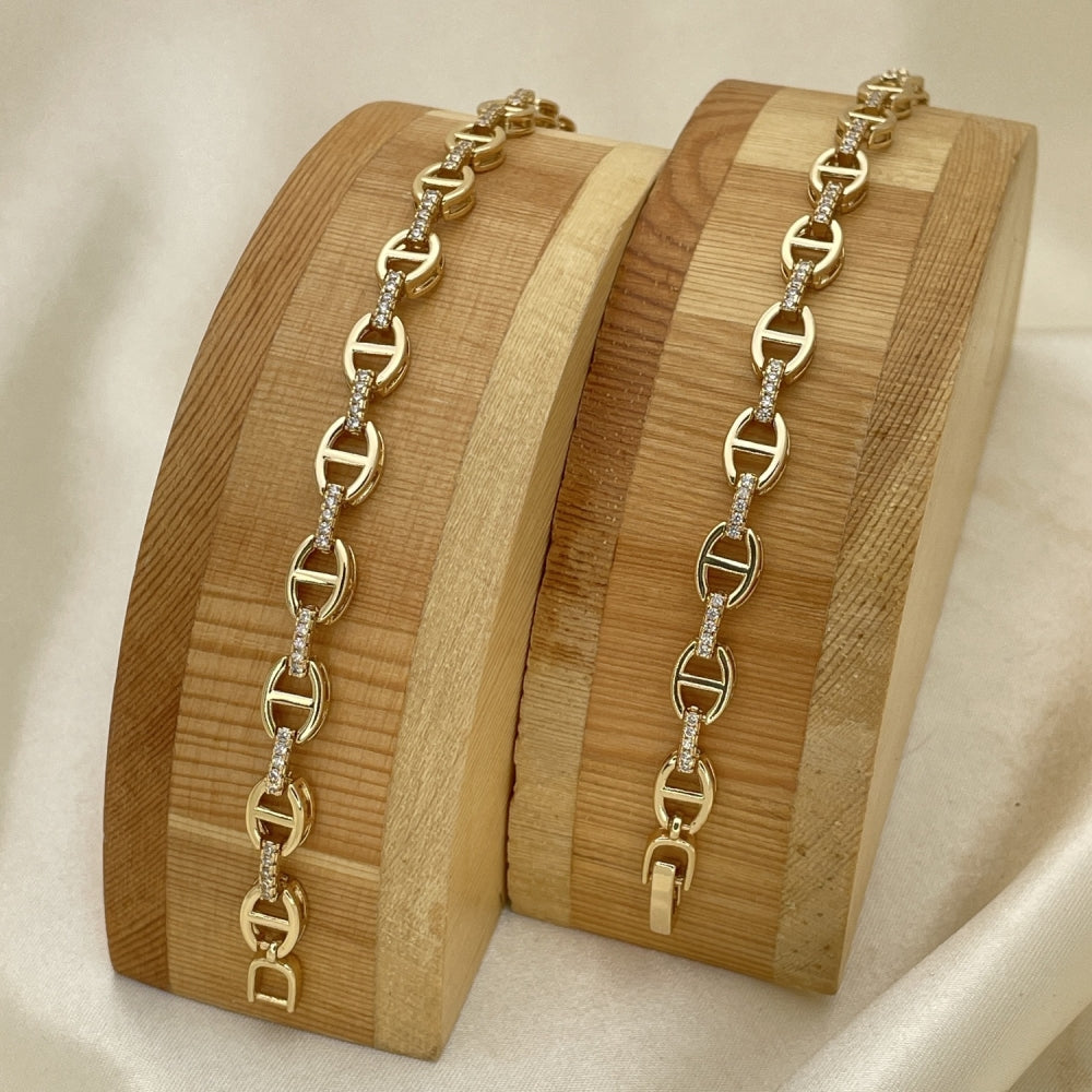 Oro Laminado Fancy Bracelet, Gold Filled Style Puff Mariner Design, with White Micro Pave, Polished, Golden Finish