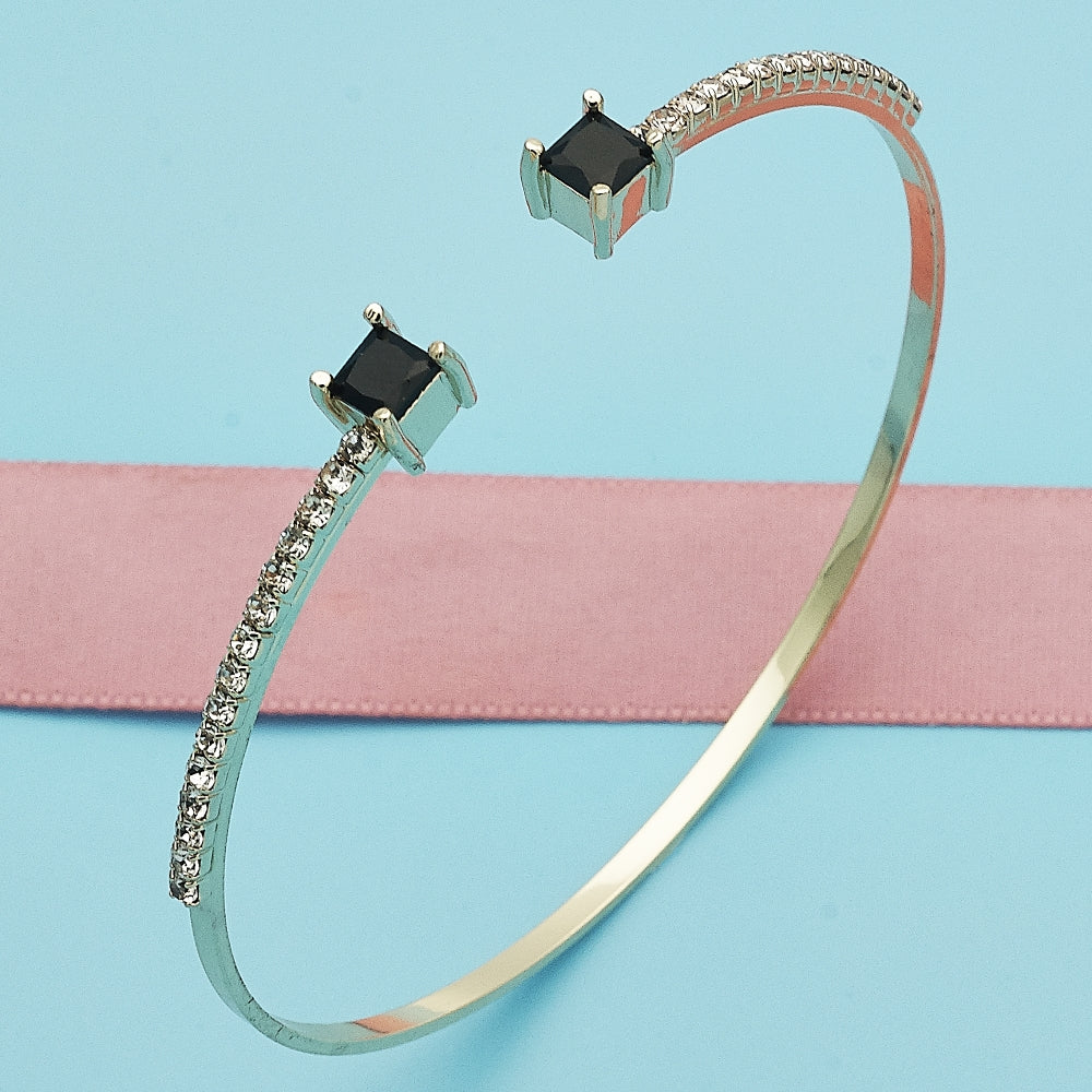 Oro Laminado Individual Bangle, Gold Filled Style with Black Cubic Zirconia and White Crystal, Polished, Golden Finish