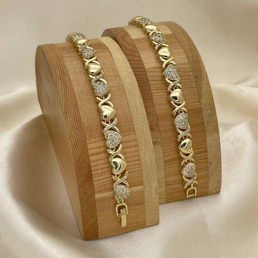 Oro Laminado Fancy Bracelet, Gold Filled Style Hugs and Kisses and Heart Design, with White Micro Pave, Polished, Golden Finish