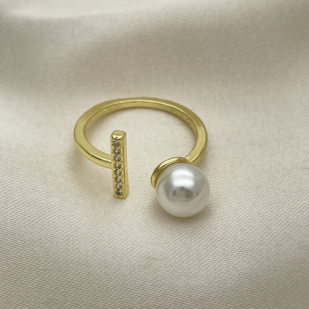 Oro Laminado Multi Stone Ring, Gold Filled Style with Ivory Pearl and White Micro Pave, Polished, Golden Finish