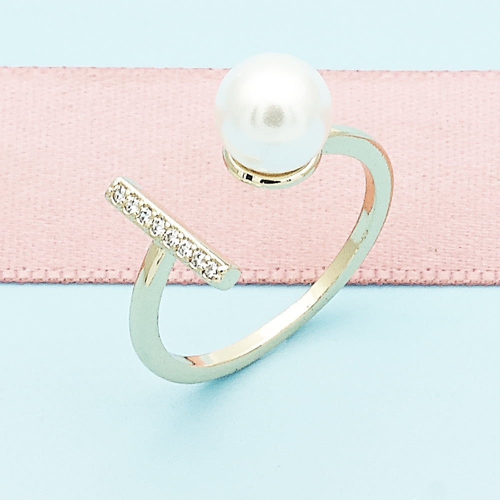 Oro Laminado Multi Stone Ring, Gold Filled Style with Ivory Pearl and White Micro Pave, Polished, Golden Finish