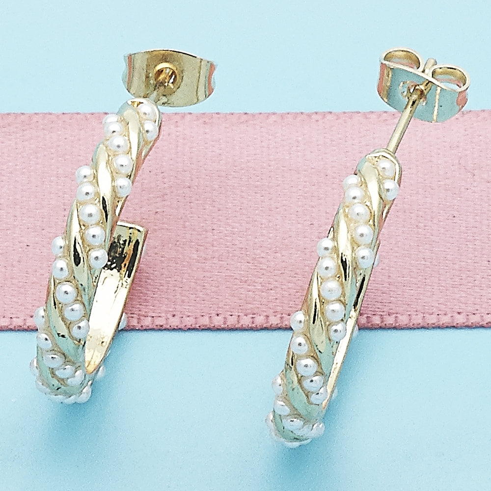 Oro Laminado Stud Earring, Gold Filled Style Twist Design, with Ivory Pearl, Polished, Golden Finish