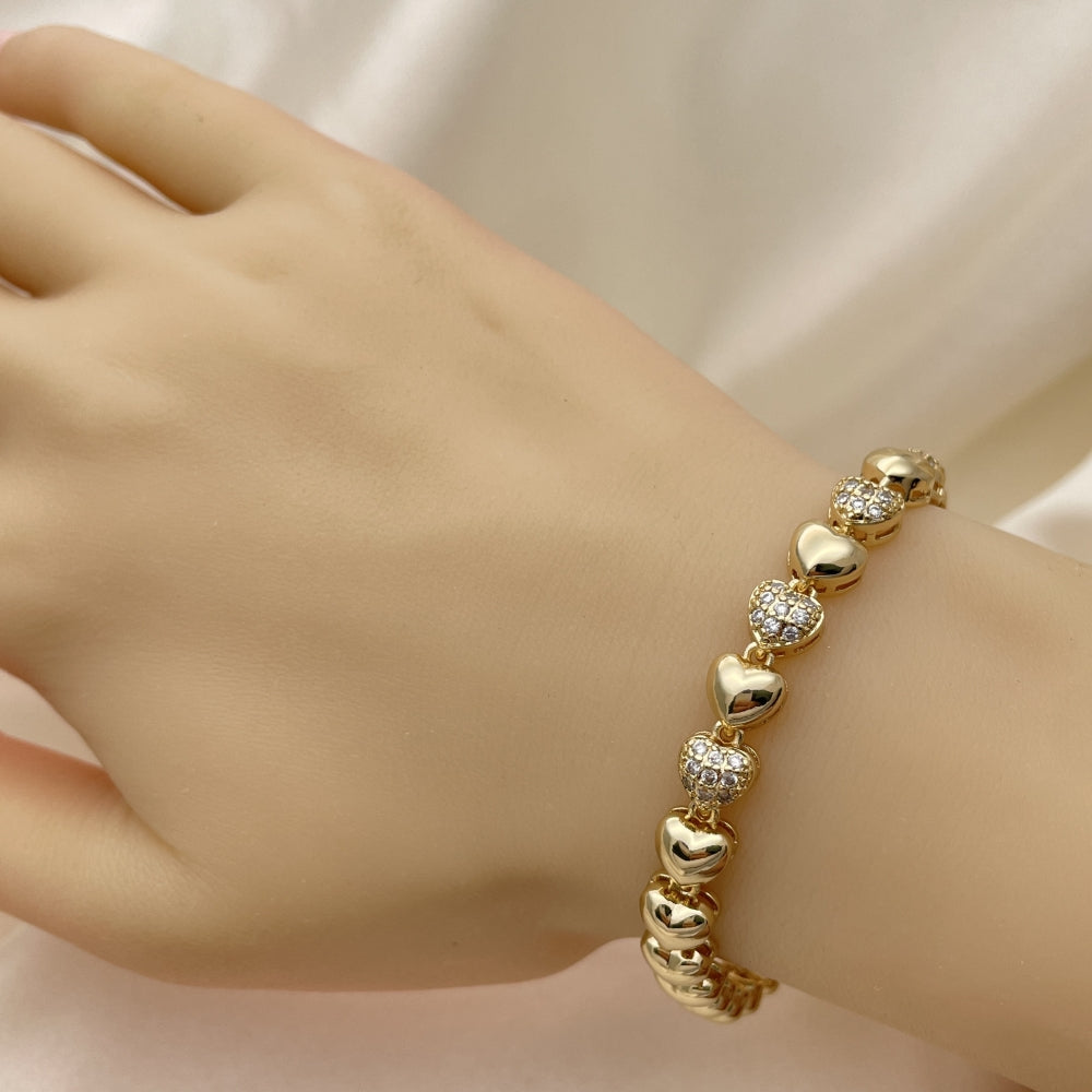 Oro Laminado Fancy Bracelet, Gold Filled Style Heart Design, with White Micro Pave, Polished, Golden Finish