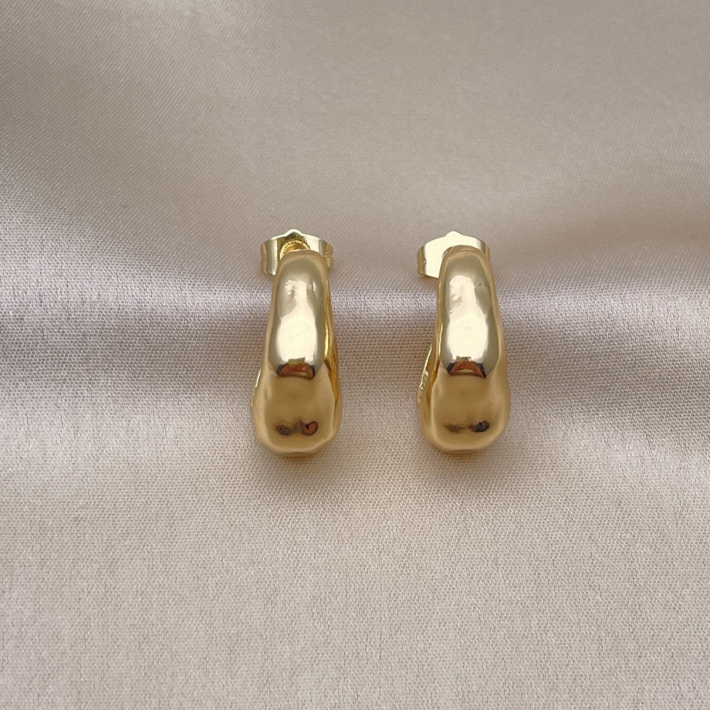 Oro Laminado Stud Earring, Gold Filled Style Polished, Golden Finish