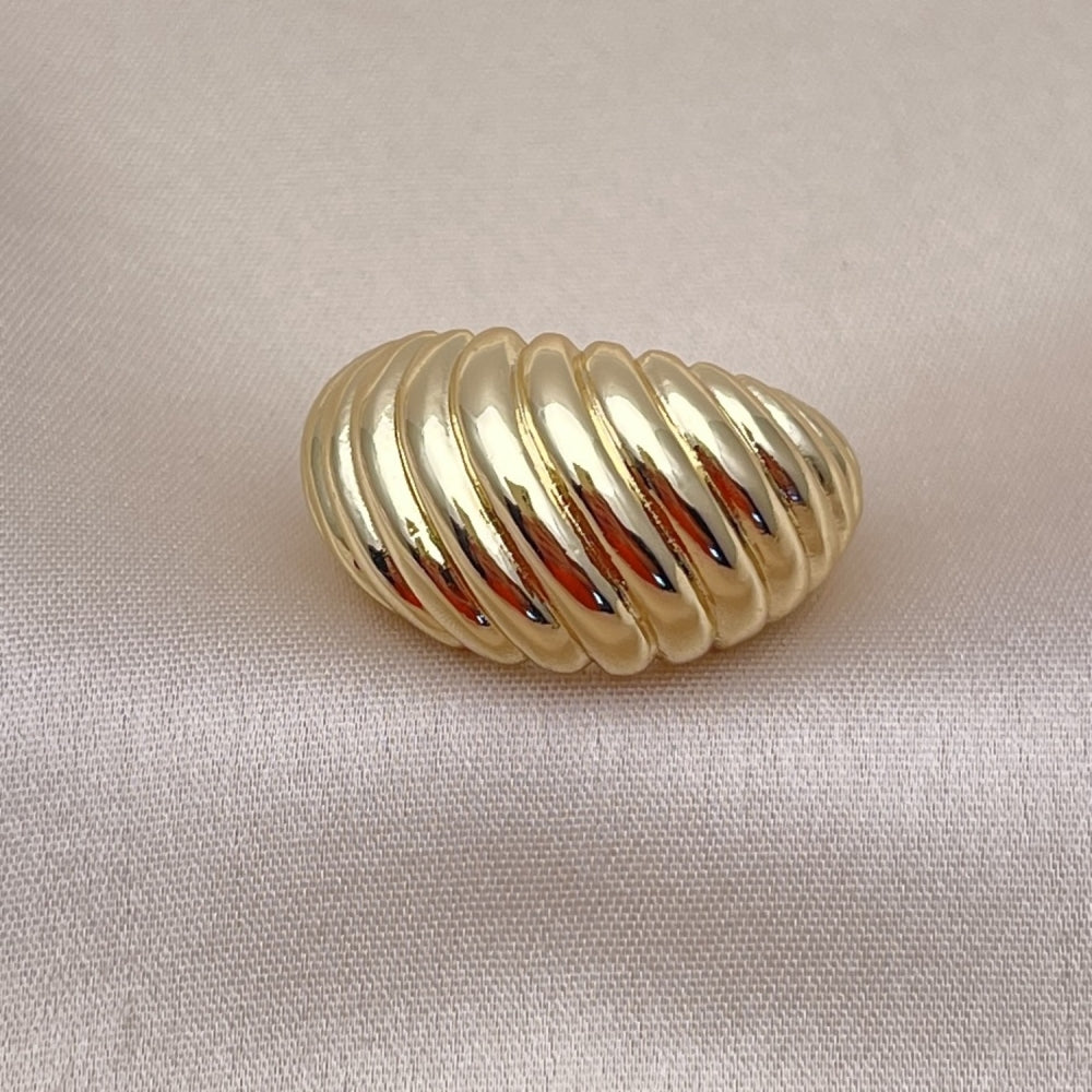Oro Laminado Elegant Ring, Gold Filled Style Twist Design, Polished, Golden Finish