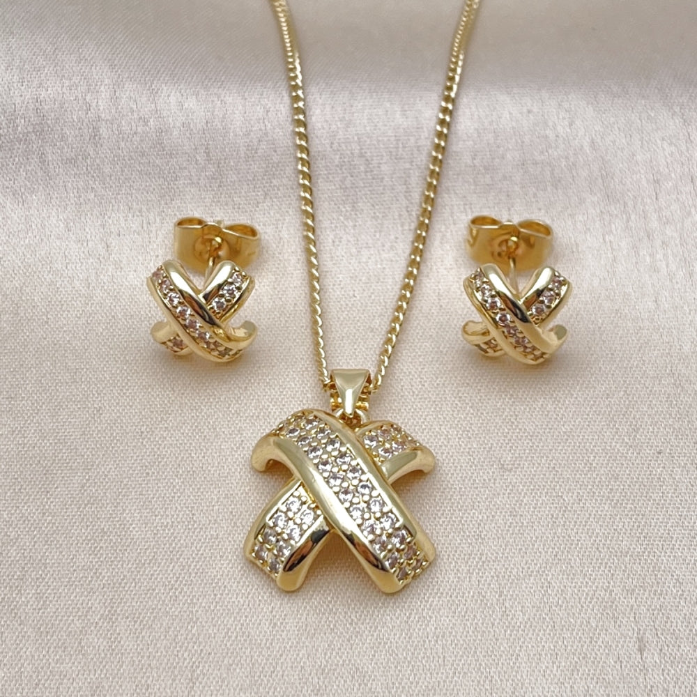 Oro Laminado Earring and Pendant Adult Set, Gold Filled Style with White Micro Pave, Polished, Golden Finish