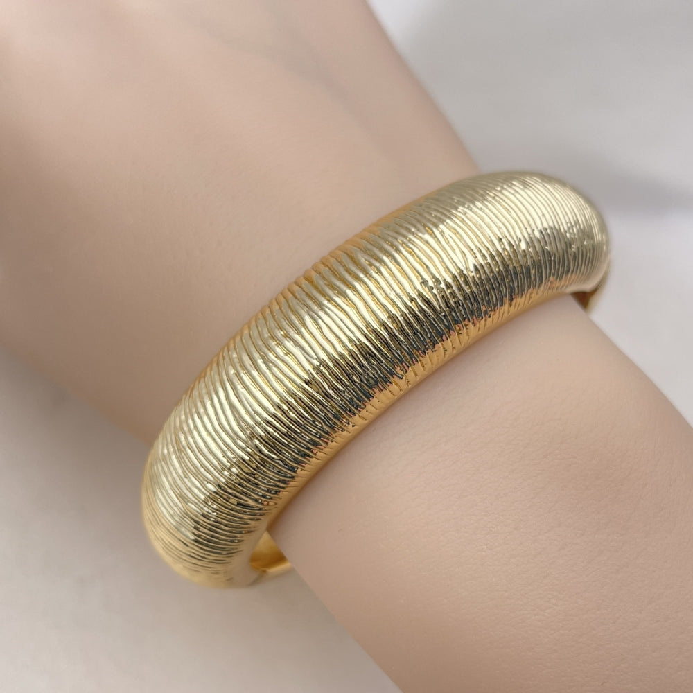 Oro Laminado Individual Bangle, Gold Filled Style Brushed Finish, Golden Finish