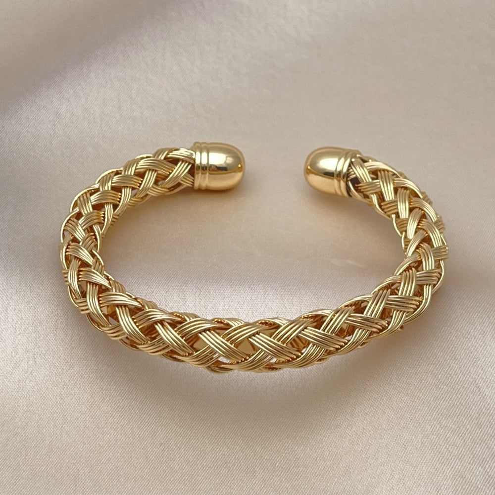 Oro Laminado Individual Bangle, Gold Filled Style Twist Design, Yellow Polished, Golden Finish