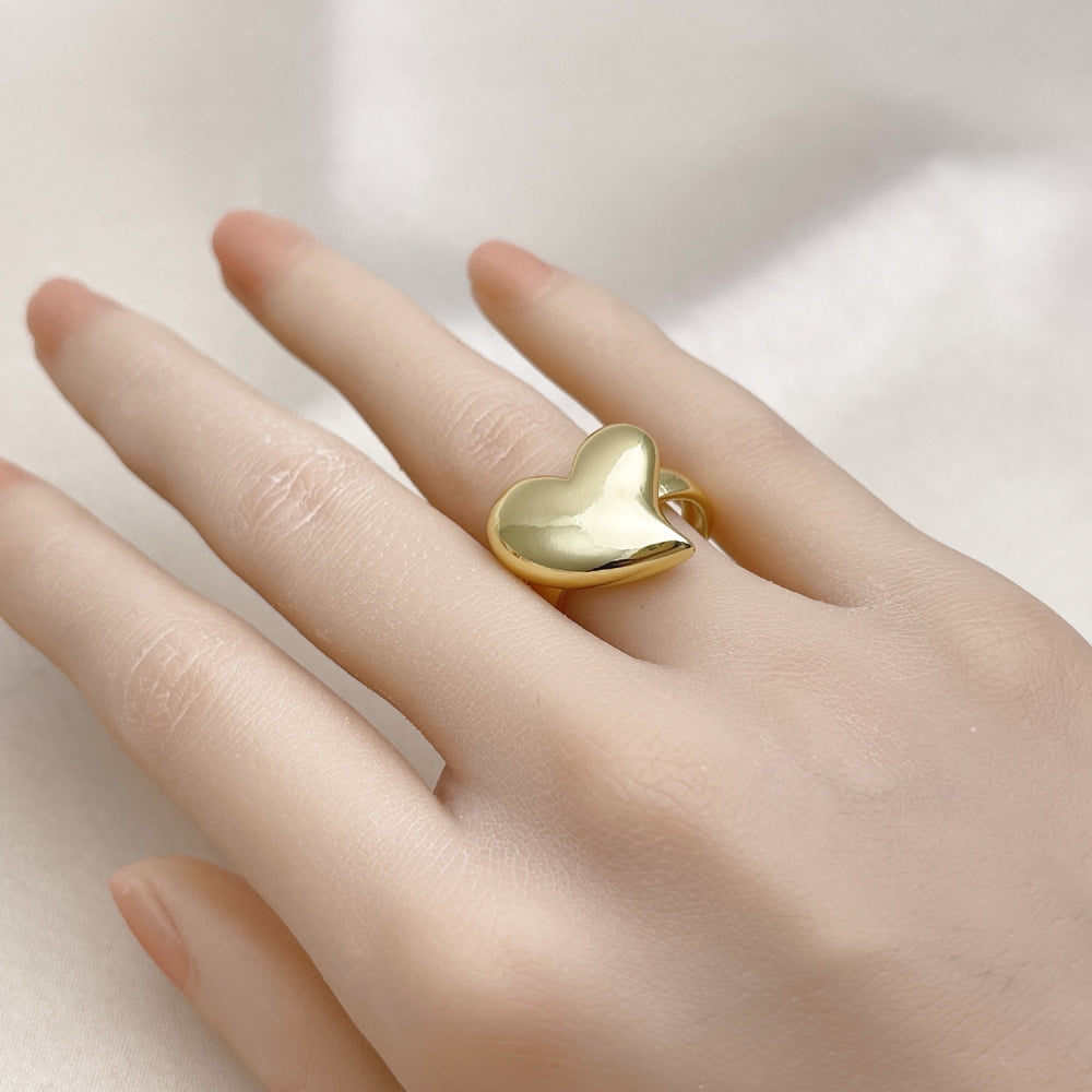 Oro Laminado Elegant Ring, Gold Filled Style Heart Design, Polished, Golden Finish