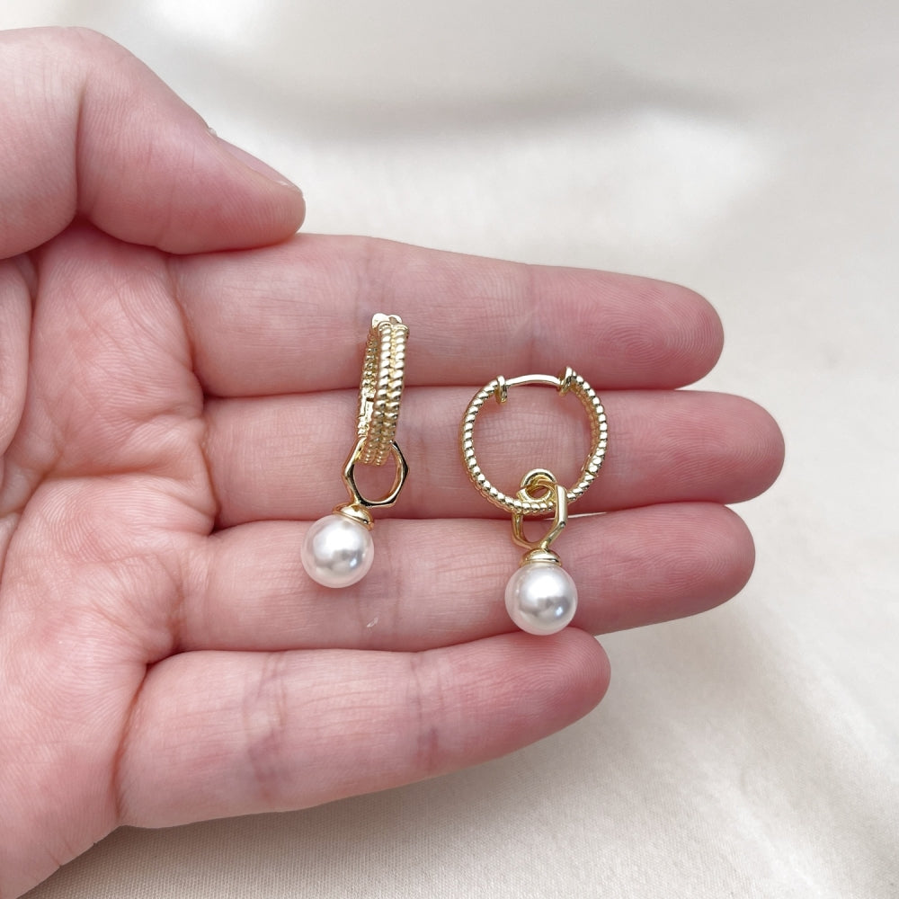 Oro Laminado Huggie Hoop, Gold Filled Style Ball Design, with Ivory Pearl, Diamond Cutting Finish, Golden Finish