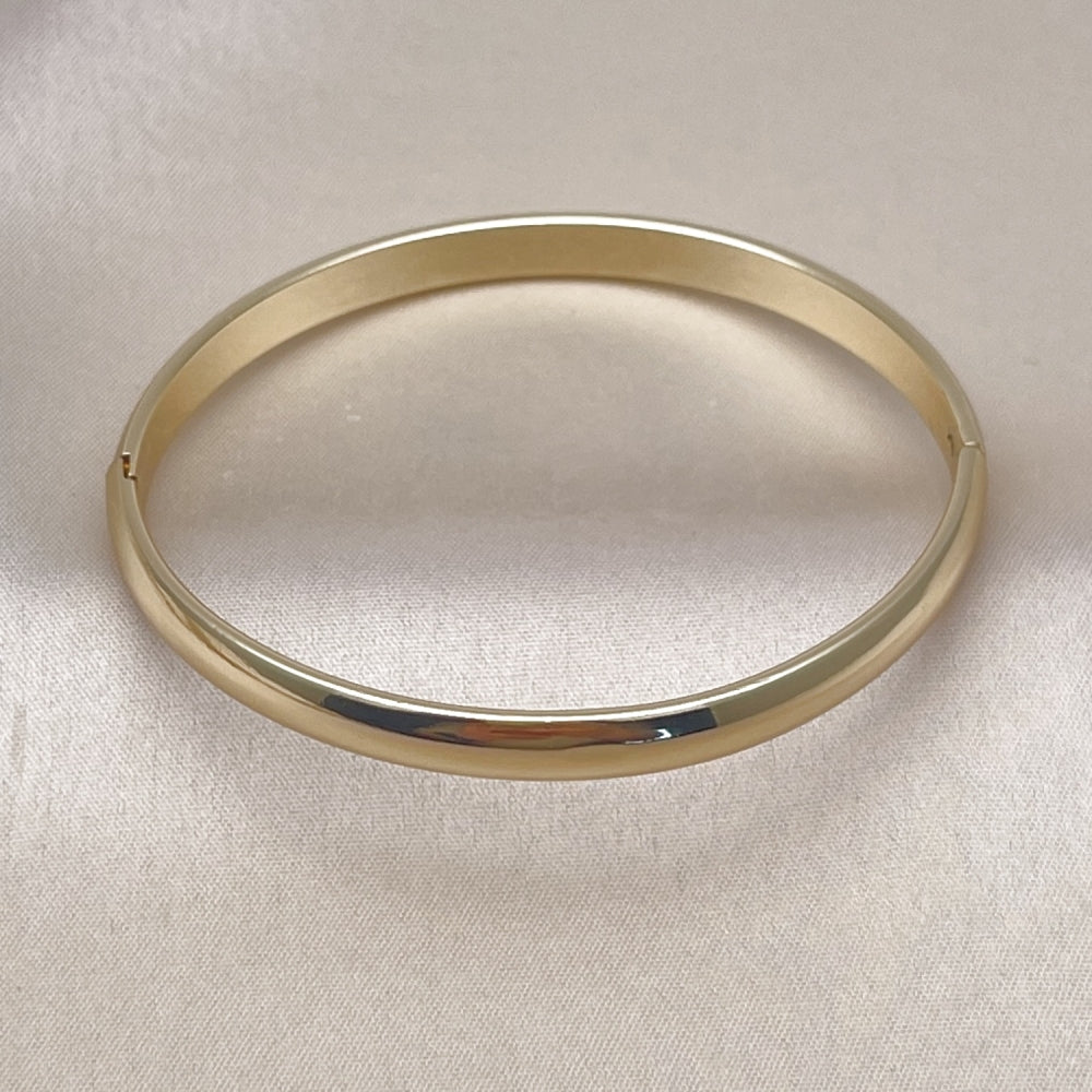 Oro Laminado Individual Bangle, Gold Filled Style Polished, Golden Finish