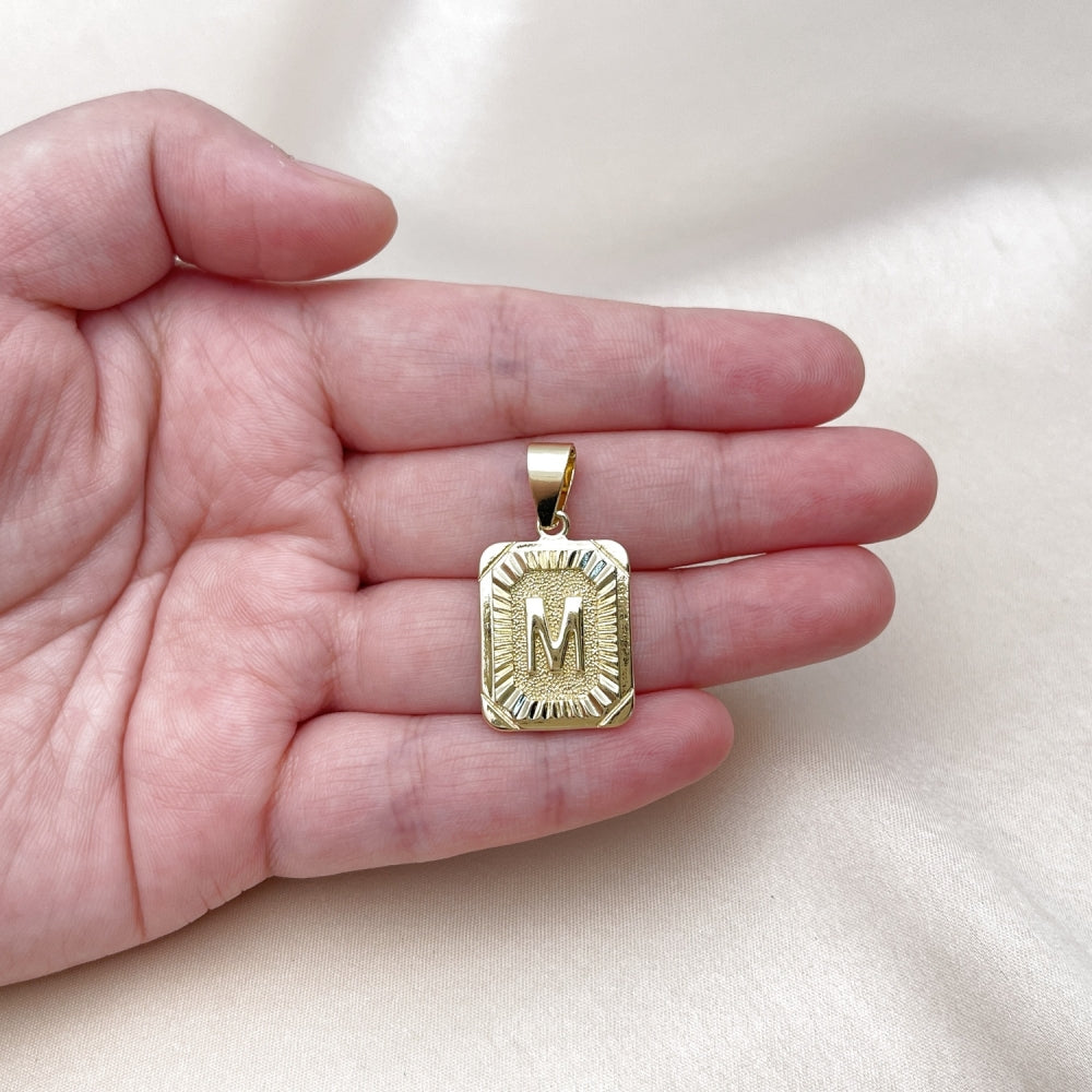 Oro Laminado Fancy Pendant, Gold Filled Style Initials Design, Diamond Cutting Finish, Golden Finish