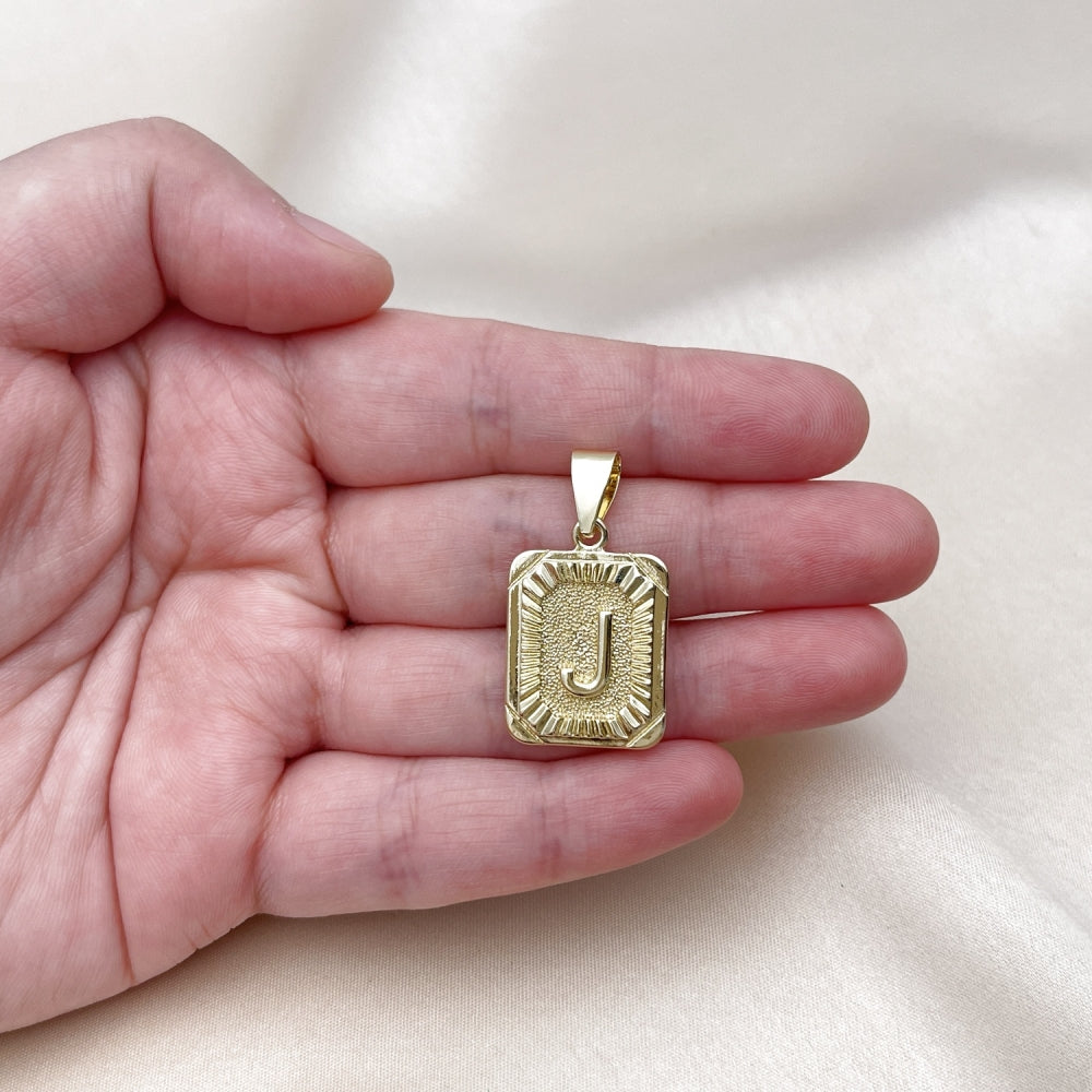 Oro Laminado Fancy Pendant, Gold Filled Style Initials Design, Diamond Cutting Finish, Golden Finish