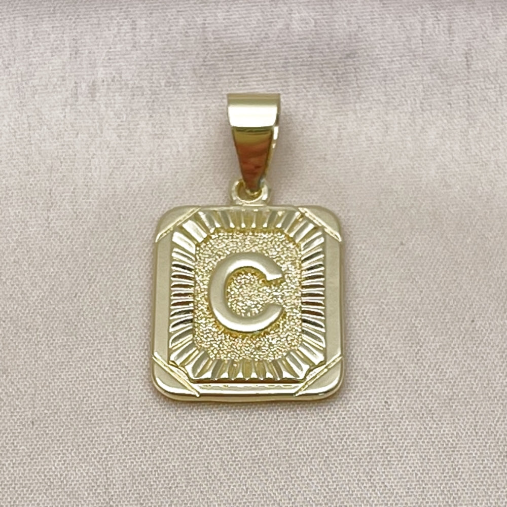 Oro Laminado Fancy Pendant, Gold Filled Style Initials Design, Diamond Cutting Finish, Golden Finish