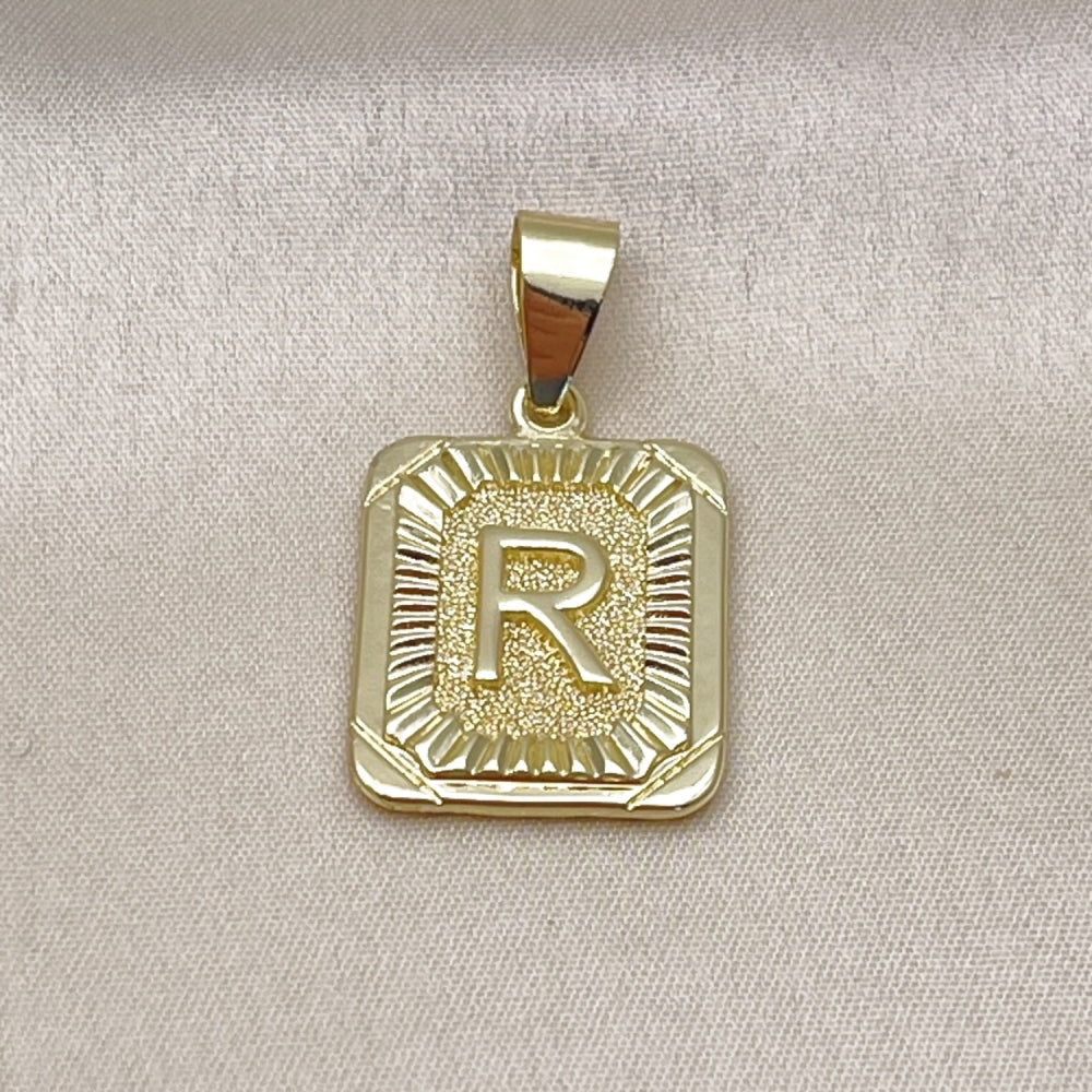 Oro Laminado Fancy Pendant, Gold Filled Style Initials Design, Diamond Cutting Finish, Golden Finish